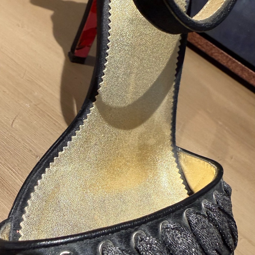 Black Women's Ankle-Strap Heeled Sandals - Classic Evening Style - Picture 5 of 8